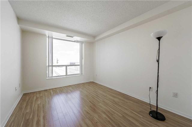 Uph 1 - 8 Pemberton Ave, Condo with 1 bedrooms, 1 bathrooms and 1 parking in Toronto ON | Image 10