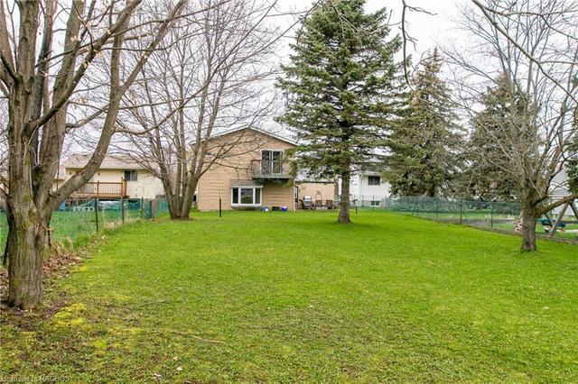 2055 9th Avenue E, House detached with 4 bedrooms, 3 bathrooms and 7 parking in Owen Sound ON | Image 43