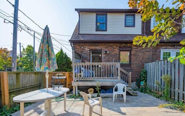 79 Cleveland St, House semidetached with 3 bedrooms, 1 bathrooms and 1 parking in Toronto ON | Image 8