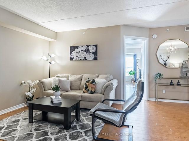 201 - 1800 Walkers Line, Condo with 2 bedrooms, 2 bathrooms and 1 parking in Burlington ON | Image 3