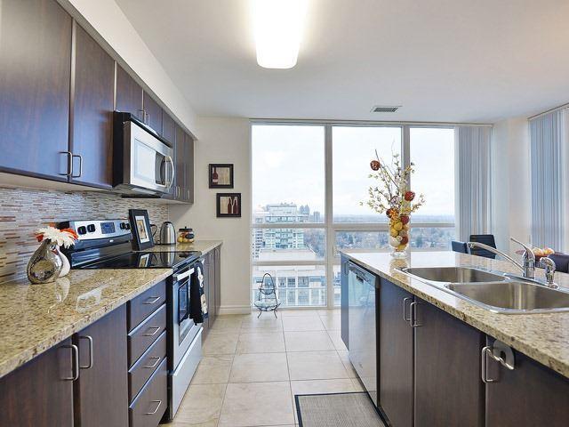 ph 220 - 35 Hollywood Ave E, Condo with 2 bedrooms, 2 bathrooms and 1 parking in Toronto ON | Image 12
