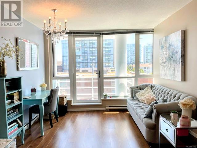 601 - 834 Johnson St, Condo with 1 bedrooms, 1 bathrooms and 1 parking in Victoria BC | Image 1