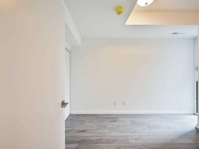 th30 - 10 Brin Dr, Townhouse with 3 bedrooms, 2 bathrooms and 1 parking in Toronto ON | Image 27