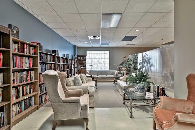 205 - 71 Charles St E, Condo with 2 bedrooms, 2 bathrooms and 1 parking in Toronto ON | Image 20