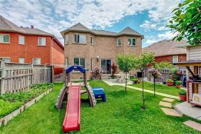 855 Bramble Crt, House detached with 4 bedrooms, 4 bathrooms and 6 parking in Mississauga ON | Image 20