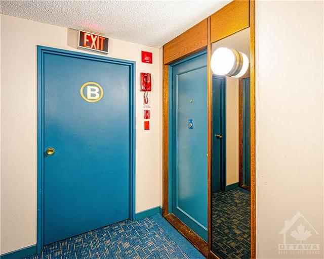 2005 - 3360 Southgate Road, Condo with 4 bedrooms, 3 bathrooms and 2 parking in Ottawa ON | Image 4