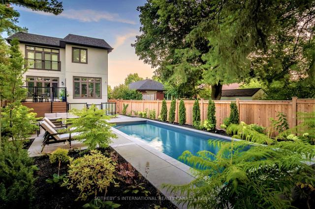 32 Bethnal Ave, House detached with 4 bedrooms, 5 bathrooms and 3 parking in Toronto ON | Image 2