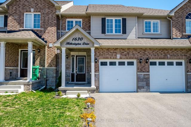 1630 Hetherington Dr, House attached with 3 bedrooms, 3 bathrooms and 1 parking in Peterborough ON | Image 1