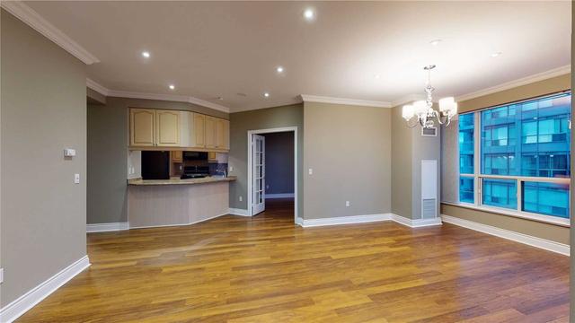 lph 4 - 909 Bay St, Condo with 3 bedrooms, 3 bathrooms and 1 parking in Toronto ON | Image 17