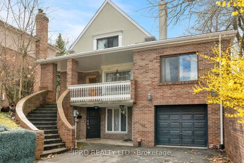 6 Woodvale Cres, Toronto, ON, M4C5N5 | Card Image