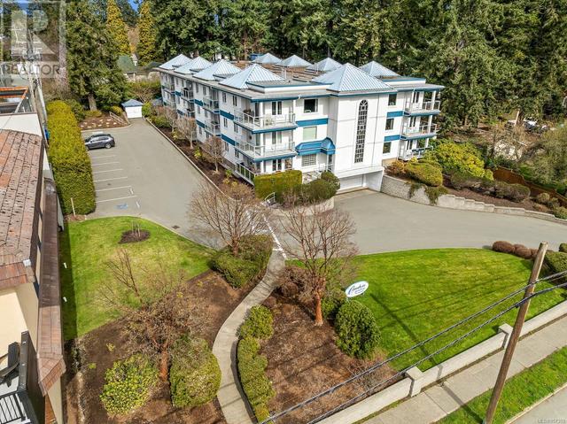 102 - 1970 Comox Ave, Condo with 2 bedrooms, 2 bathrooms and 1 parking in Comox BC | Image 39