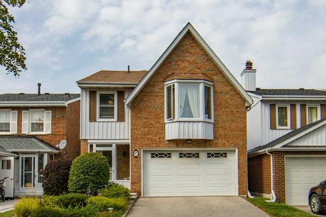 97 Belinda Sq, House detached with 3 bedrooms, 3 bathrooms and 4 parking in Toronto ON | Image 1