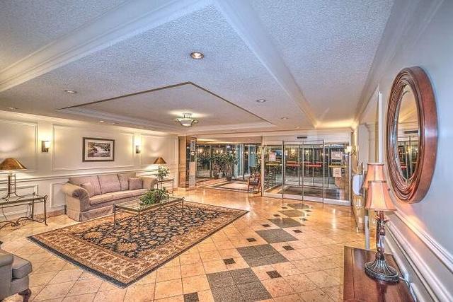 3201 - 3303 Don Mills Rd, Condo with 2 bedrooms, 2 bathrooms and 1 parking in Toronto ON | Image 3