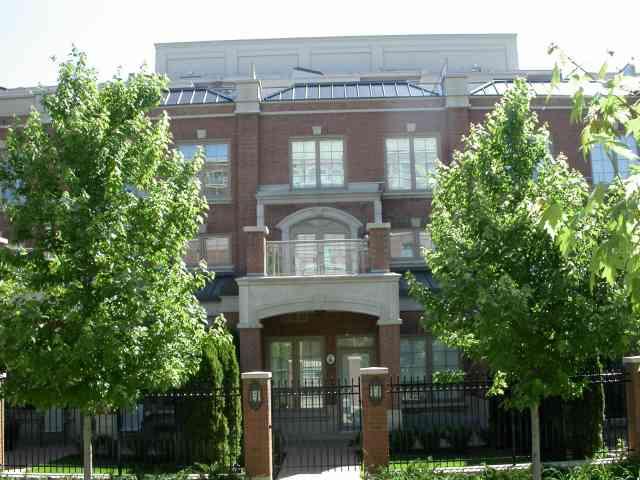 th8 - 21 Burkebrook Pl, Townhouse with 3 bedrooms, 3 bathrooms and 2 parking in Toronto ON | Image 1