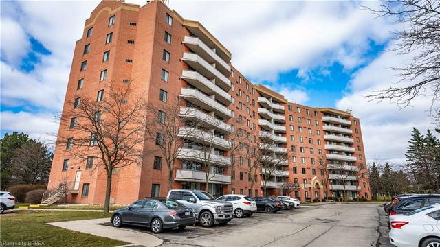 802 - 9 Bonheur Court, House attached with 2 bedrooms, 1 bathrooms and null parking in Brantford ON | Image 24