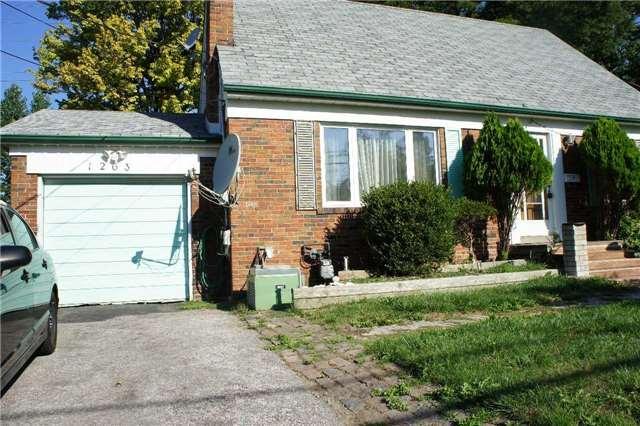 1263 Melton Dr, House detached with 3 bedrooms, 2 bathrooms and 3 parking in Mississauga ON | Image 14