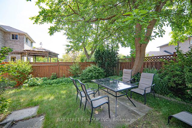 154 Kersey Cres, House detached with 3 bedrooms, 4 bathrooms and 6 parking in Richmond Hill ON | Image 33