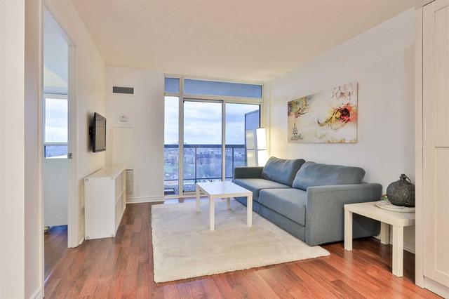 1124 - 18 Mondeo Dr, Condo with 1 bedrooms, 1 bathrooms and 1 parking in Toronto ON | Image 7