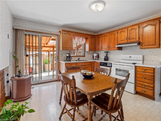 7353 Lakewood Crescent, House detached with 5 bedrooms, 3 bathrooms and 6 parking in Niagara Falls ON | Image 34