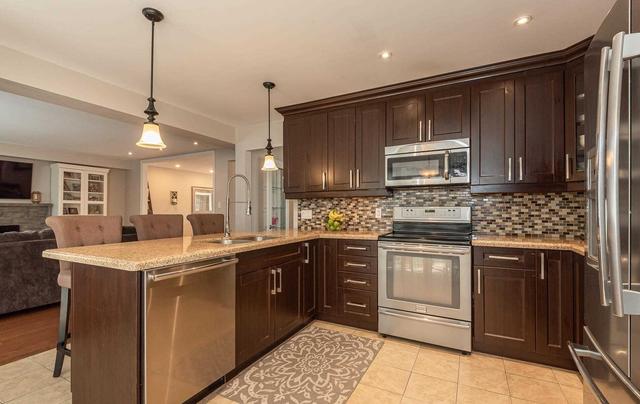 6 Blaydon Crt, House detached with 4 bedrooms, 4 bathrooms and 6 parking in Brampton ON | Image 40