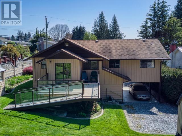 6965 Richmond Street, House detached with 3 bedrooms, 2 bathrooms and 1 parking in Powell River BC | Image 41