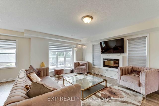26 - 1 Leggott Ave, House attached with 4 bedrooms, 4 bathrooms and 4 parking in Barrie ON | Image 4