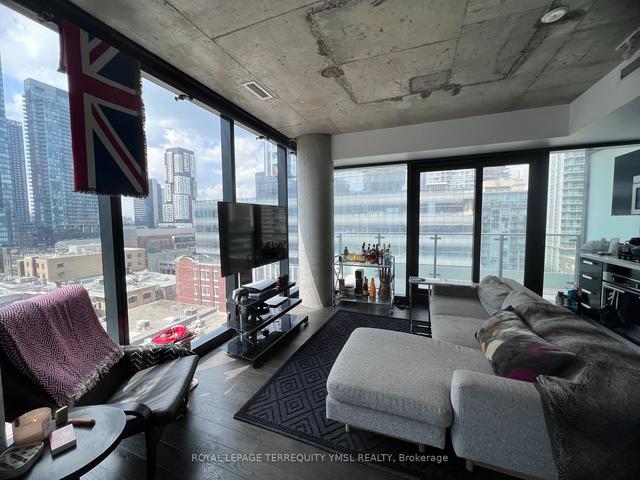 1001 - 224 King St W, Condo with 1 bedrooms, 1 bathrooms and 0 parking in Toronto ON | Image 11