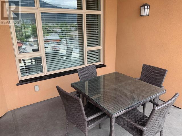 321 - 15 Park Place, Home with 1 bedrooms, 1 bathrooms and 1 parking in Osoyoos BC | Image 5