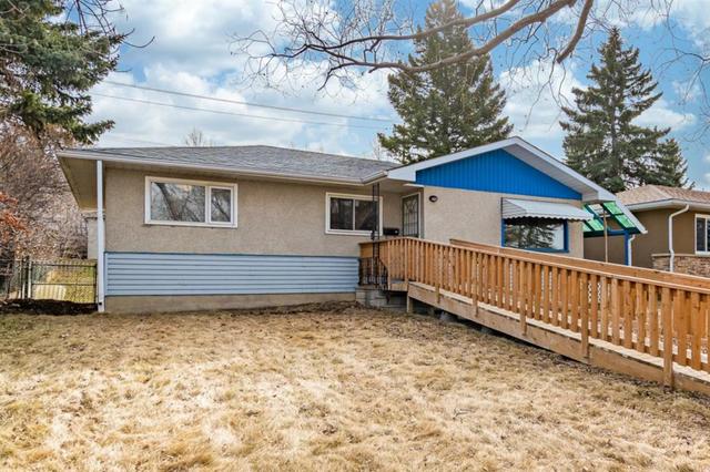 1216 16 Street Ne, House detached with 3 bedrooms, 1 bathrooms and 2 parking in Calgary AB | Image 12