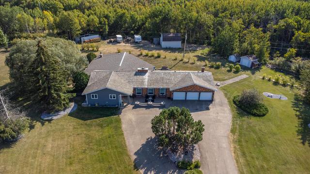 51 Aspen Crescent, House detached with 4 bedrooms, 3 bathrooms and null parking in Vermilion River County AB | Image 50