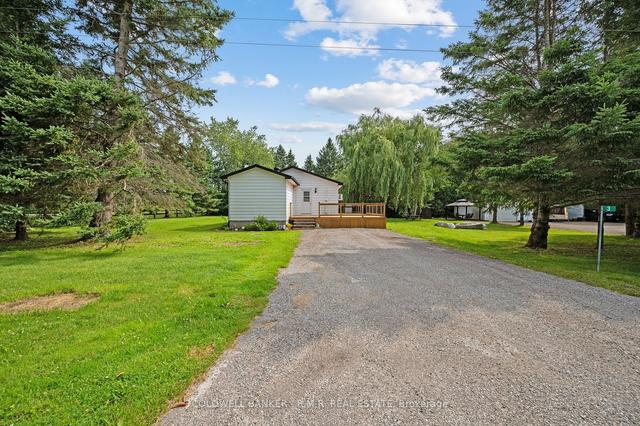 3 Campbell St, House detached with 2 bedrooms, 1 bathrooms and 10 parking in Kawartha Lakes ON | Image 20