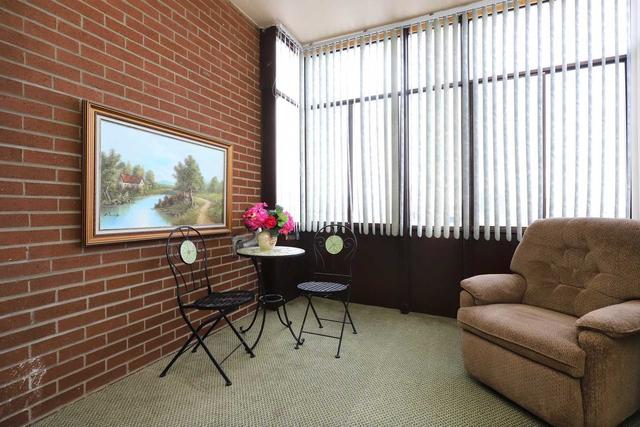 1203 - 1615 Bloor St E, Condo with 2 bedrooms, 2 bathrooms and 1 parking in Mississauga ON | Image 11