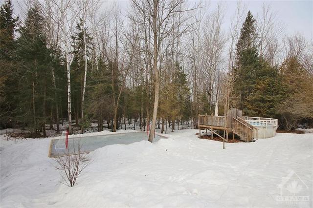 4023 Stagecoach Road, House detached with 3 bedrooms, 3 bathrooms and 6 parking in Ottawa ON | Image 29