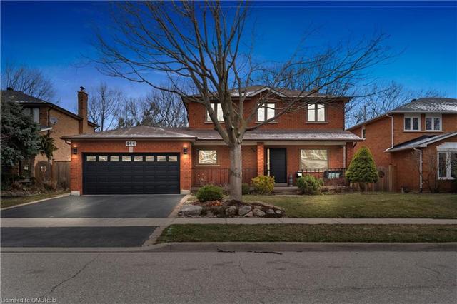 444 Hedgerow Lane, House detached with 4 bedrooms, 2 bathrooms and 6 parking in Oakville ON | Image 1