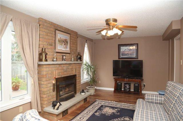 58 Wyndfield Cres, House detached with 4 bedrooms, 3 bathrooms and 2 parking in Whitby ON | Image 11