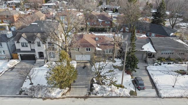 329 Betty Ann Dr, House detached with 4 bedrooms, 3 bathrooms and 6 parking in Toronto ON | Image 12