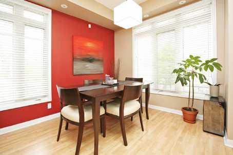 th2 - 98 Carr St, Townhouse with 2 bedrooms, 2 bathrooms and 1 parking in Toronto ON | Image 3