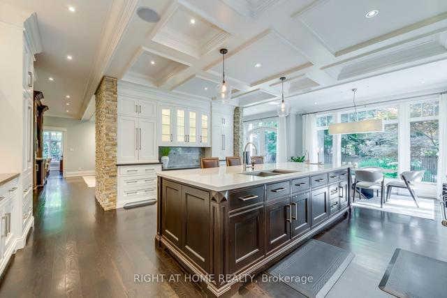 133 Gloucester Ave, House detached with 4 bedrooms, 7 bathrooms and 7 parking in Oakville ON | Image 16