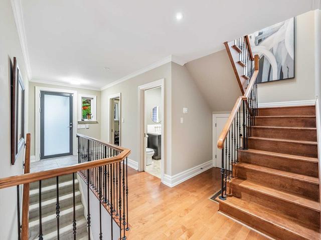 210 Poyntz Ave, House detached with 3 bedrooms, 4 bathrooms and 4 parking in Toronto ON | Image 4