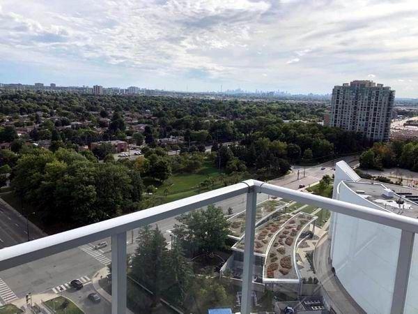 2009 - 60 Town Centre Crt, Condo with 2 bedrooms, 1 bathrooms and 1 parking in Toronto ON | Image 7