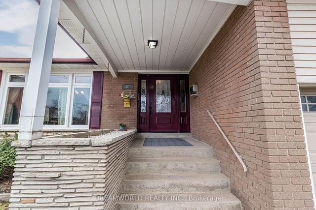 87 Fulwell Cres, House detached with 3 bedrooms, 3 bathrooms and 3 parking in Toronto ON | Image 12