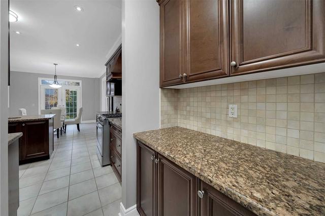 3 Hugo Rd, House detached with 5 bedrooms, 5 bathrooms and 7 parking in Brampton ON | Image 11