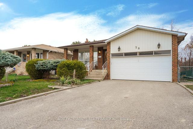28 Leander St, House detached with 4 bedrooms, 3 bathrooms and 6 parking in Brampton ON | Image 31