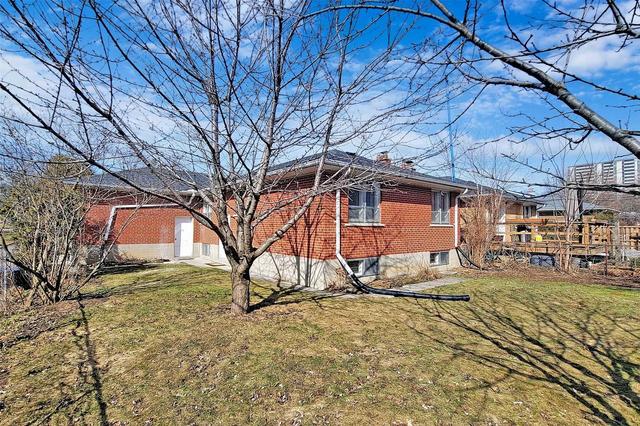 79 Patricia Ave, House detached with 3 bedrooms, 1 bathrooms and 2 parking in Toronto ON | Image 29