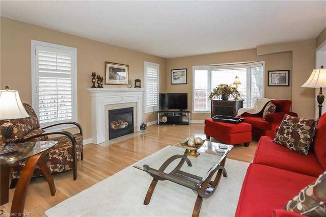 d - 14 Brown Dr, House attached with 2 bedrooms, 2 bathrooms and 2 parking in St. Catharines ON | Image 37
