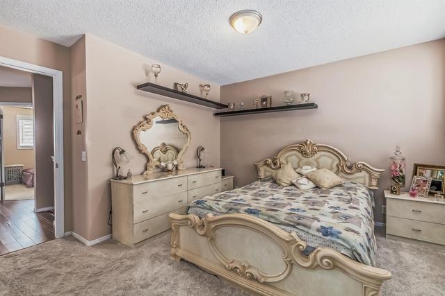 19 Millrose Place Sw, Home with 3 bedrooms, 2 bathrooms and 2 parking in Calgary AB | Image 17