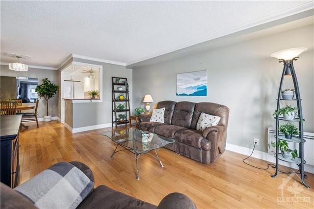 905 - 158 Mcarthur Avenue, Condo with 2 bedrooms, 1 bathrooms and 1 parking in Ottawa ON | Image 7