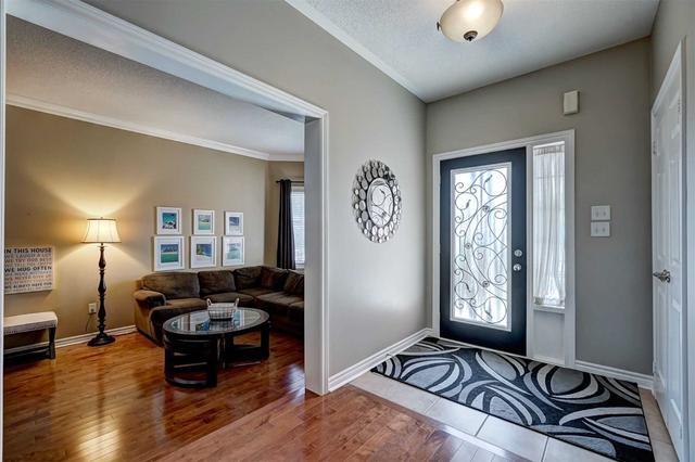 2 Springwood Crt, House detached with 4 bedrooms, 3 bathrooms and 4 parking in Barrie ON | Image 12
