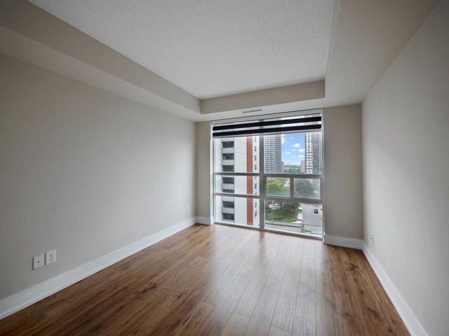 901 - 5 Michael Power Pl, Condo with 1 bedrooms, 1 bathrooms and 1 parking in Toronto ON | Image 6