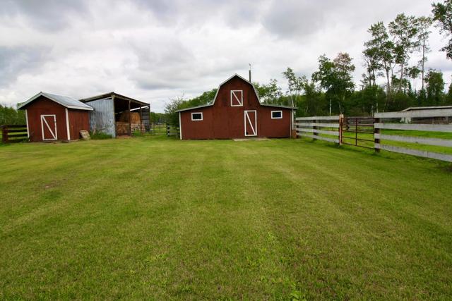 17035 Twp Rd 1092, House detached with 4 bedrooms, 2 bathrooms and null parking in Mackenzie County AB | Image 4